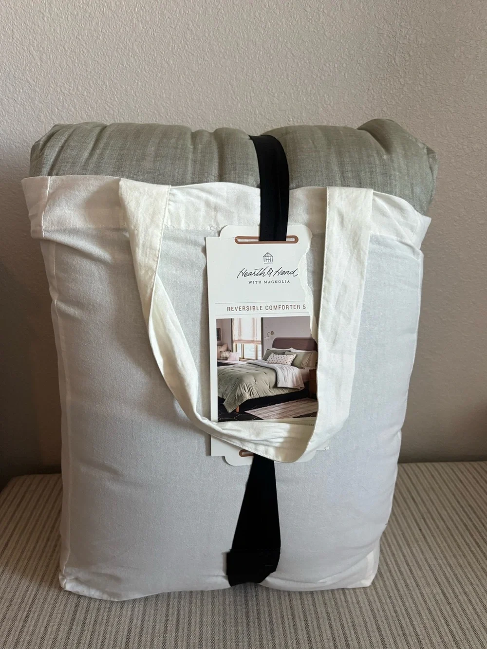 NWT 3pc King Reversible Comforter Set Green - Hearth & Hand with Magnolia